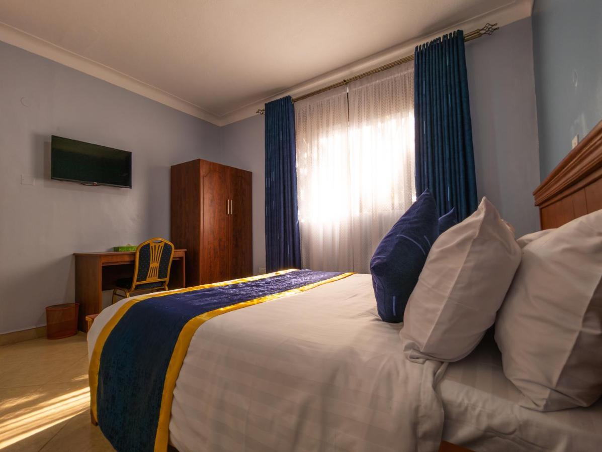 Excelsis Garden Hotels - Kampala Exteriör bild
