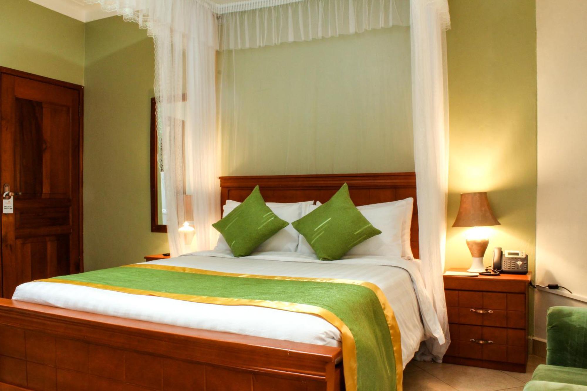 Excelsis Garden Hotels - Kampala Exteriör bild