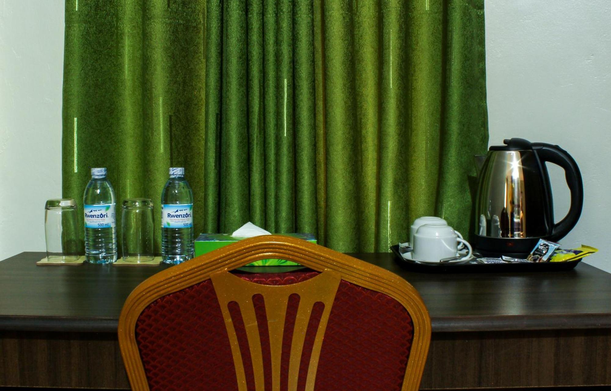 Excelsis Garden Hotels - Kampala Exteriör bild
