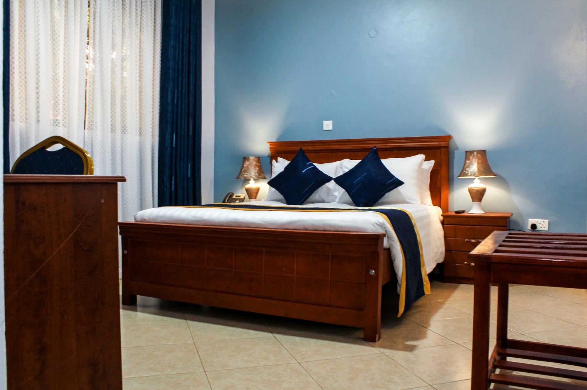 Excelsis Garden Hotels - Kampala Exteriör bild